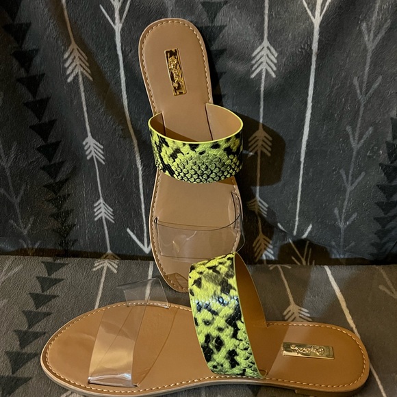 Qupid Athena Women's Slide Sandals Size 8.5 - Picture 5 of 10